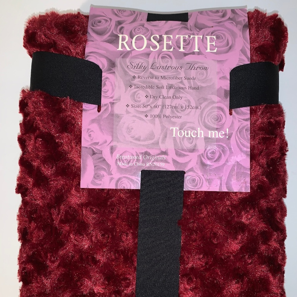Brentwood Originals Red Rosette Throw Blanket